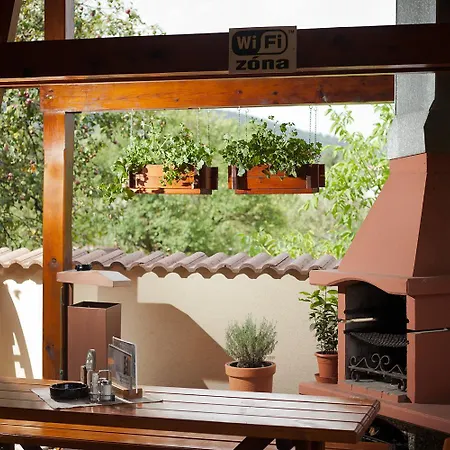 U Hromadov - V Sukromi * Rajecka Lesna