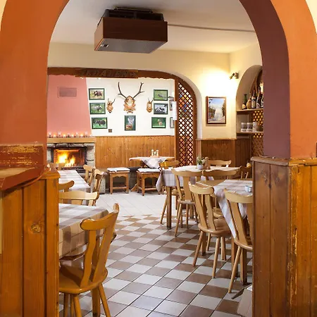 Kro U Hromadov - V Sukromi