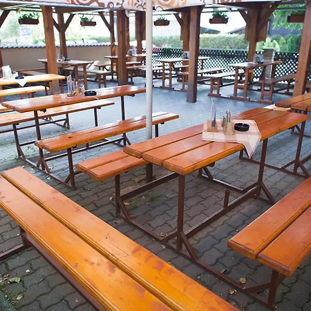 U Hromadov - V Sukromi *